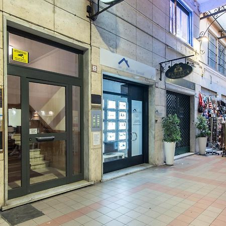 Im International 1 - Galleria Raggio 3/9 Rapallo Exteriör bild